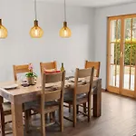 Chalet Demi-chalet Familial Au Calme Avec Magnifique Vue *