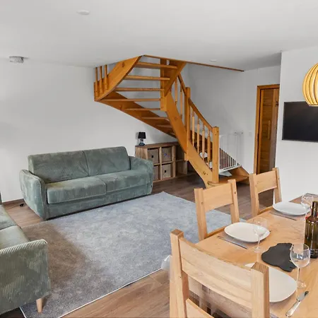 Demi-chalet Familial Au Calme Avec Magnifique Vue