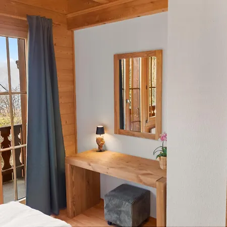 Chalet Demi-chalet Familial Au Calme Avec Magnifique Vue *