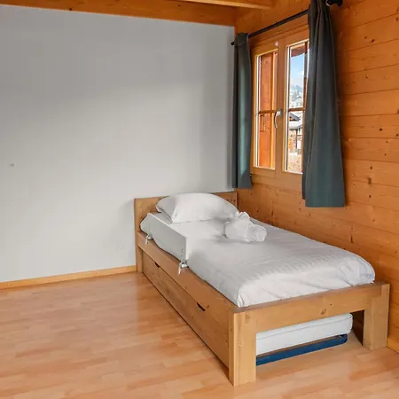 Chalet Demi-chalet Familial Au Calme Avec Magnifique Vue *
